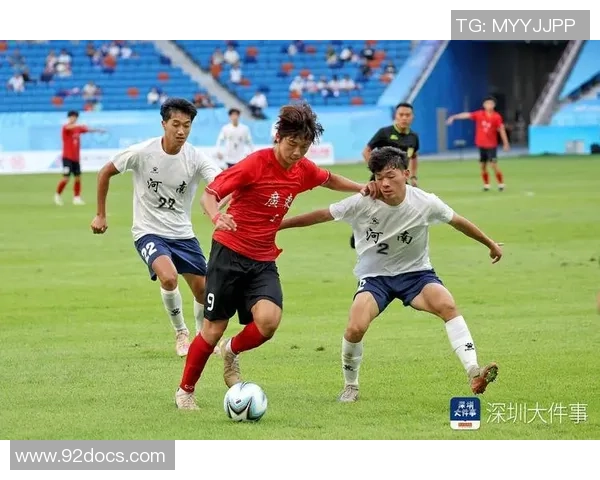 深圳足球队技术对比深度解析与未来发展趋势探讨 深圳足球队技术对比深度解析与未来发展趋势探讨