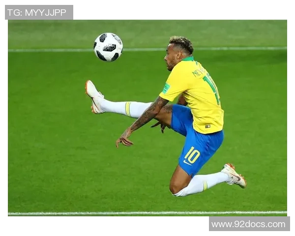 超级足球明星在比赛中失误瞬间的精彩捕捉与背后的故事解析 超级足球明星在比赛中失误瞬间的精彩捕捉与背后的故事解析