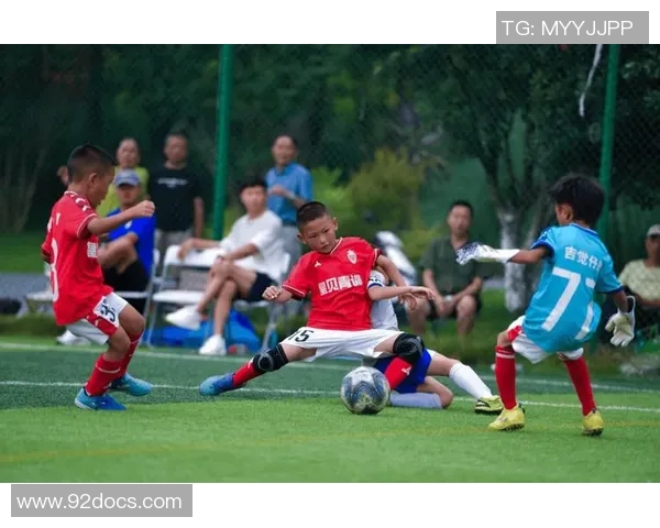 总决赛特别报道：成都足球队的成长故事